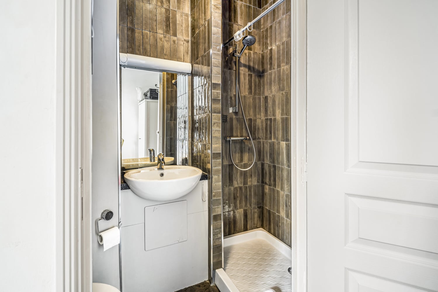 Bathroom | Holiday home in Duras