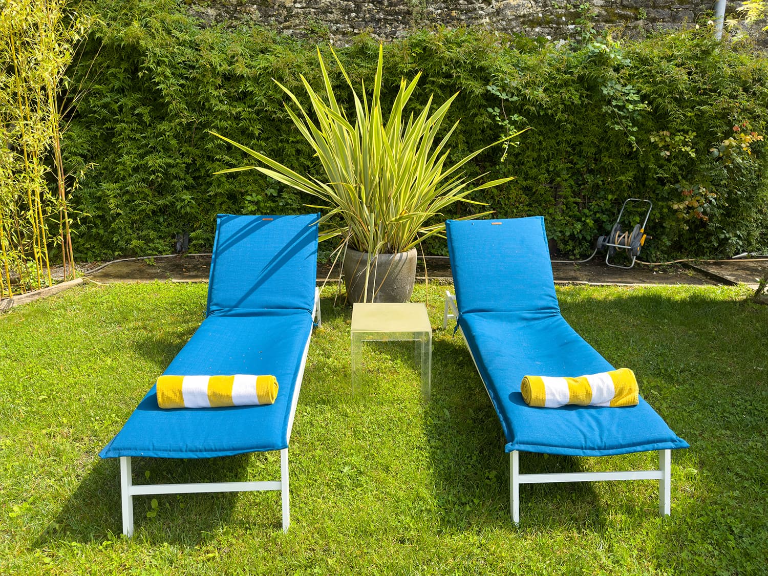 Sun loungers