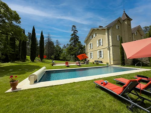 Vacation château with private pool in the Gers