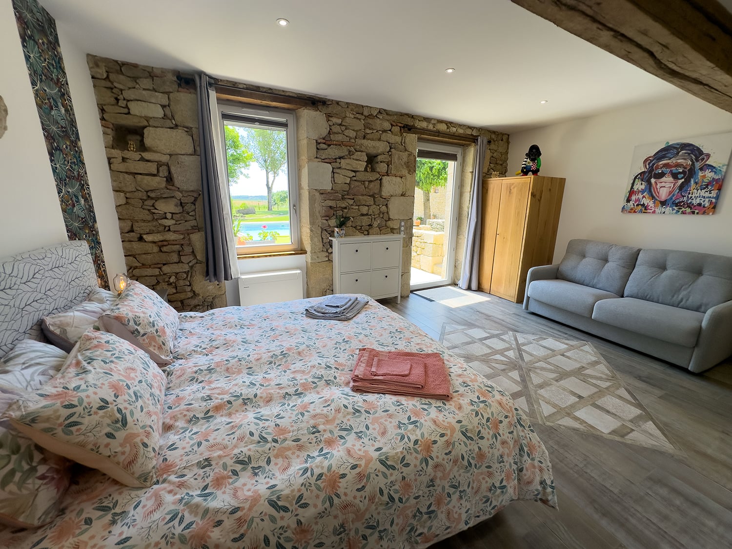 Bedroom | Holiday home in Nouvelle-Aquitaine