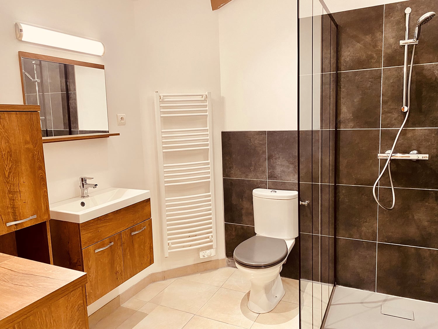 Bathroom | Main house