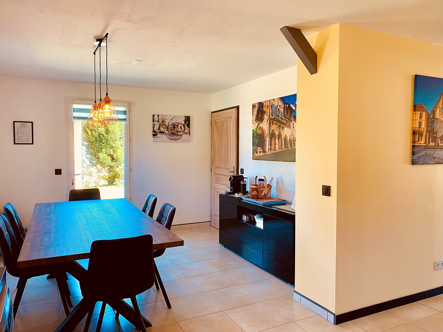 Kitchen | Guest house
