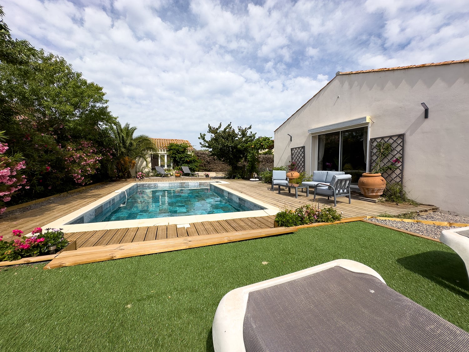 Private pool