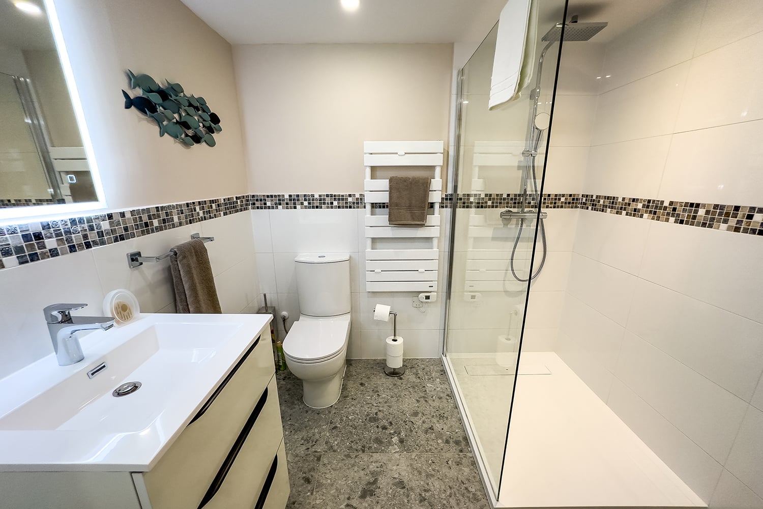 Bathroom | Holiday home in Nouvelle-Aquitaine