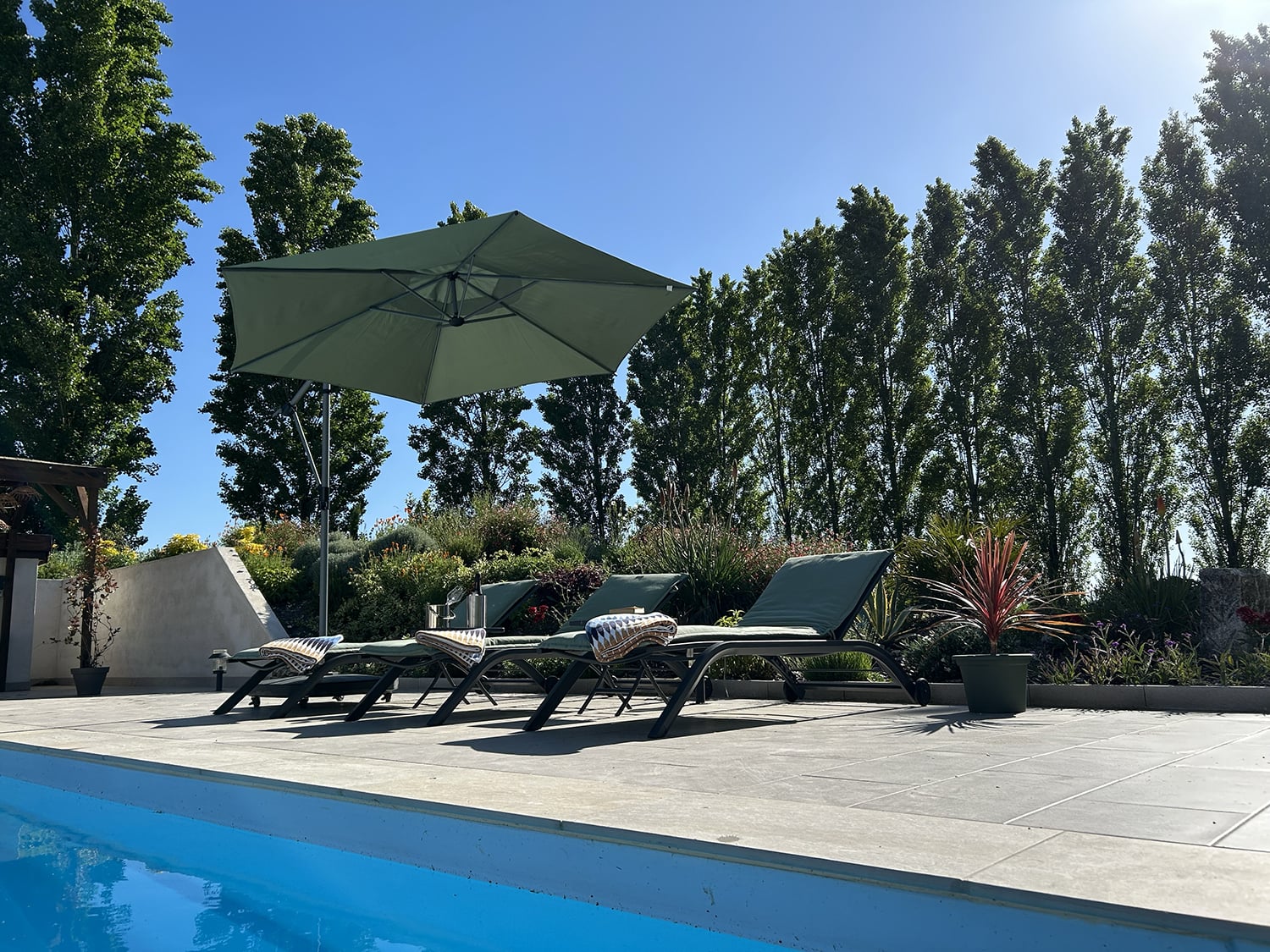 Private pool