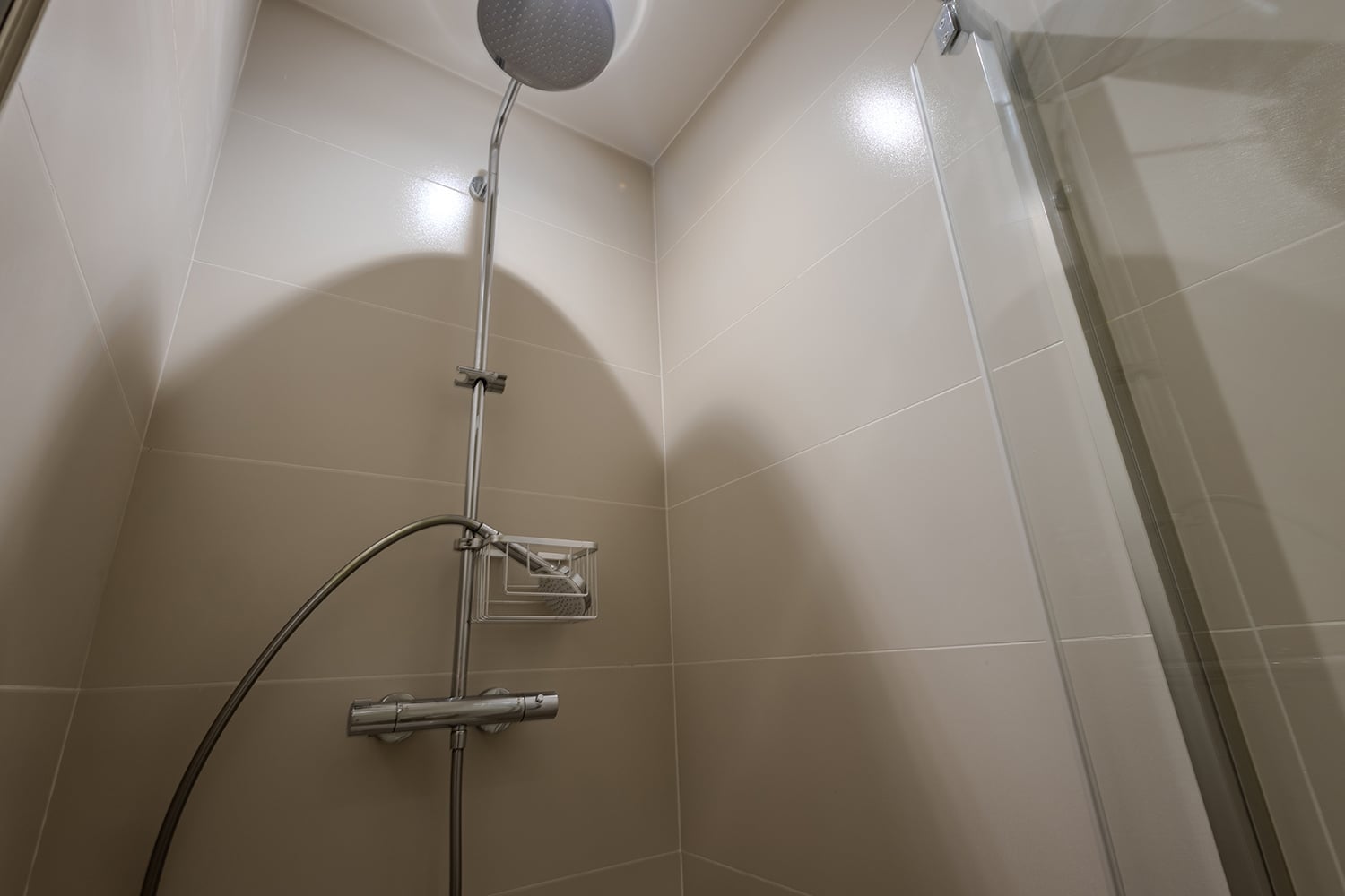 Bathroom | Rental villa in Le Somail