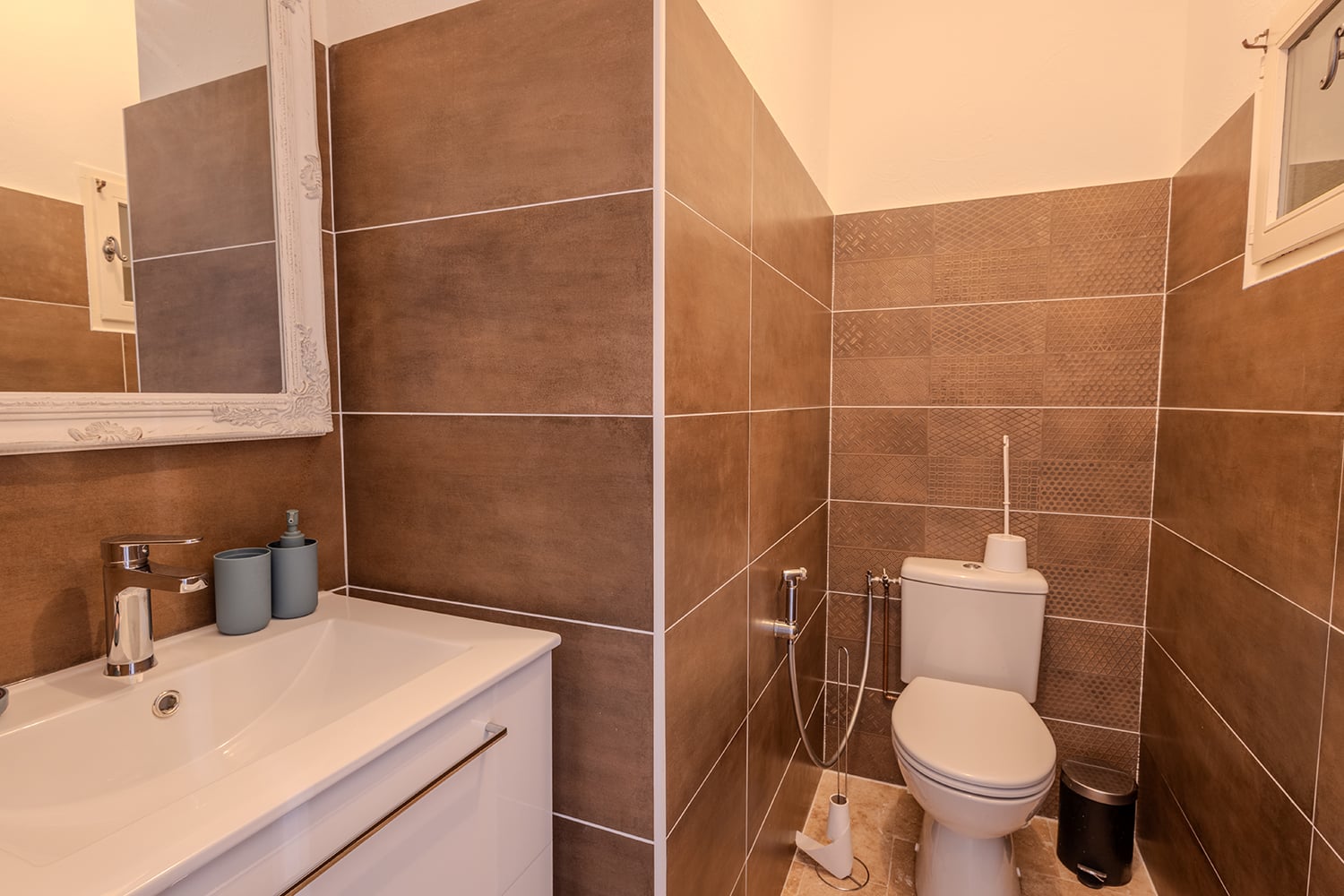 Bathroom | Rental villa in Le Somail