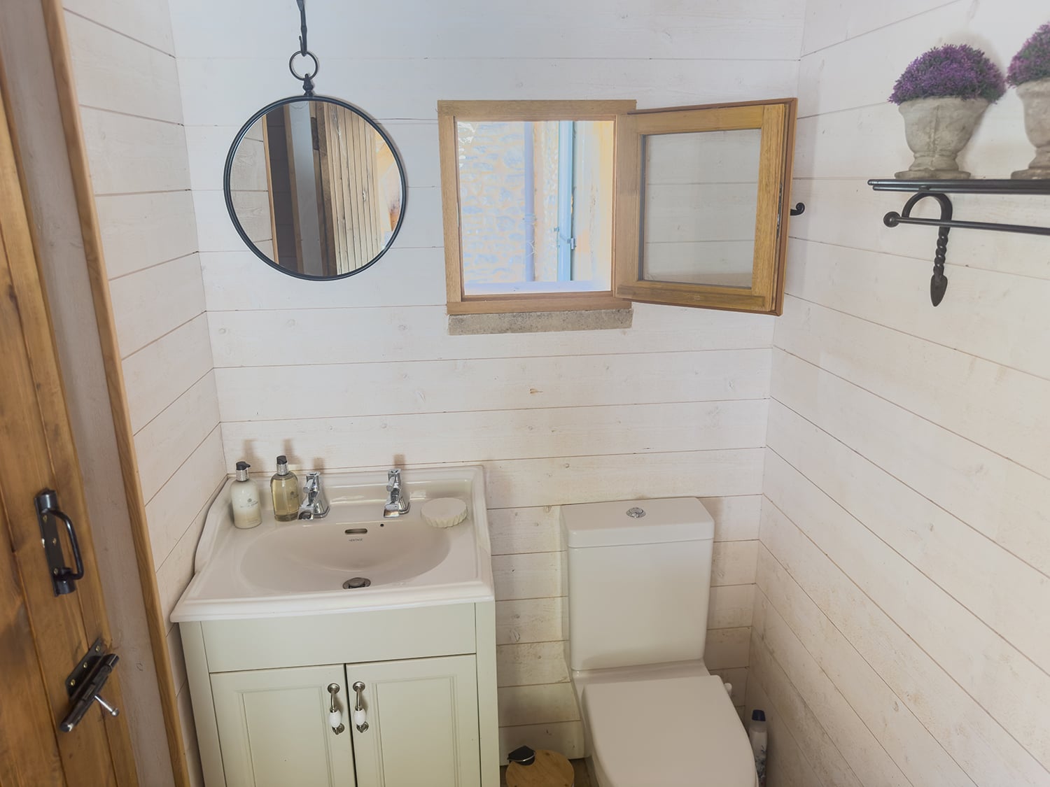 Bathroom - Main house
