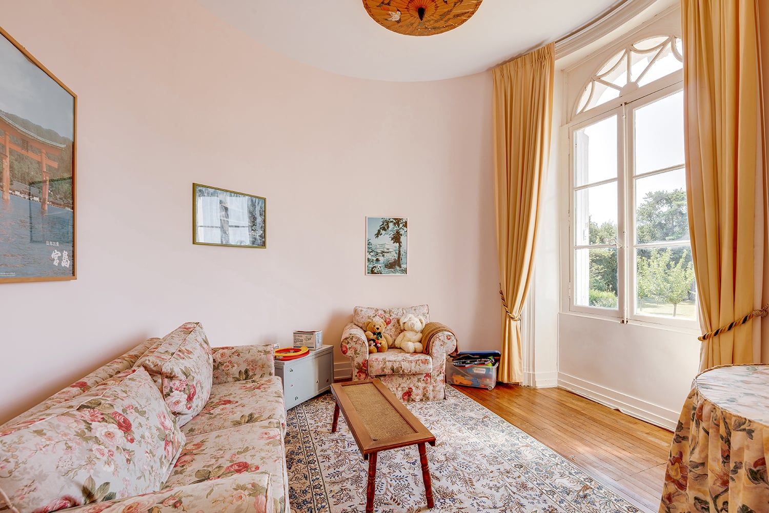 Sitting room | Holiday chateau in Nouvelle-Aquitaine