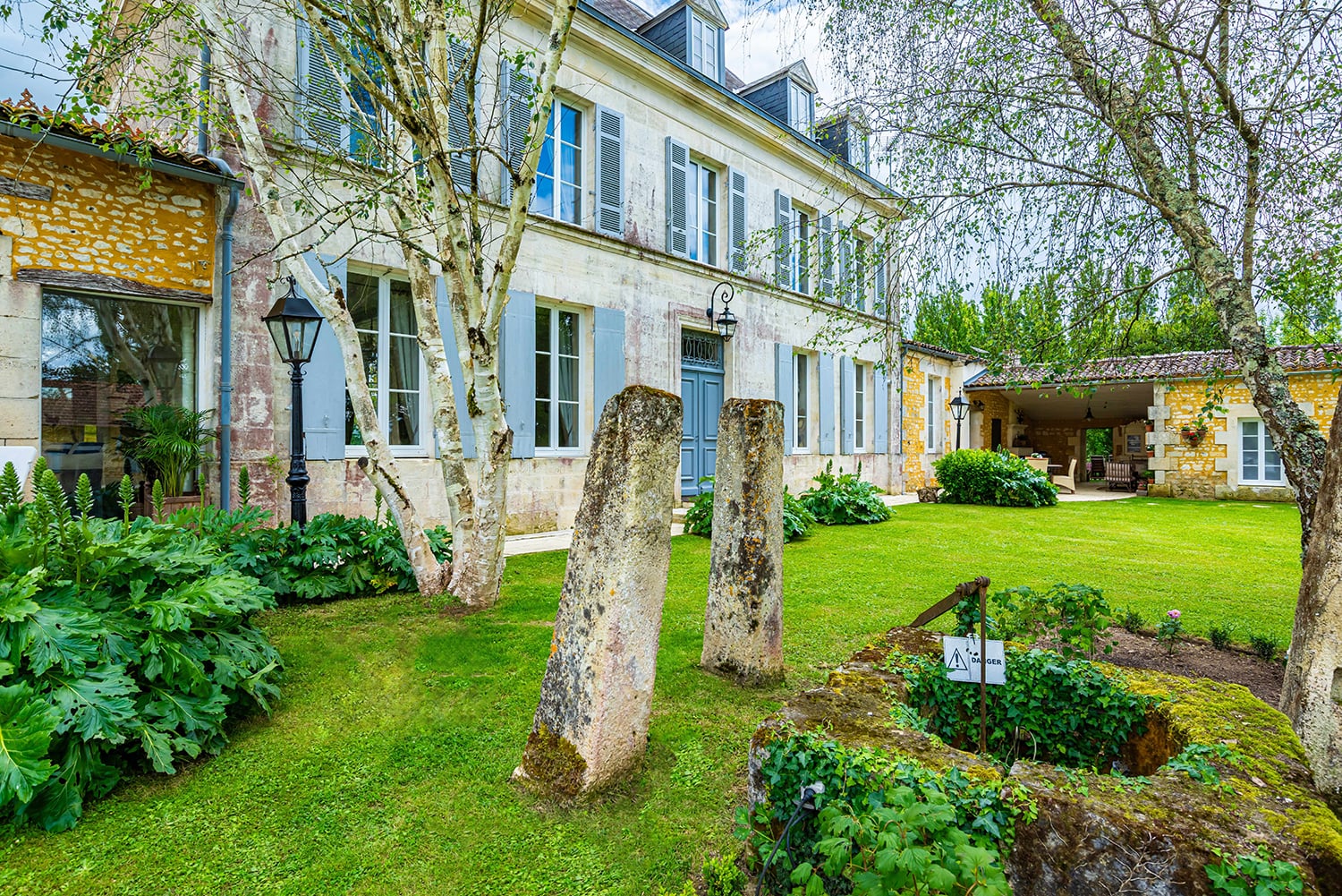 Garden | Holiday home in Nouvelle-Aquitaine
