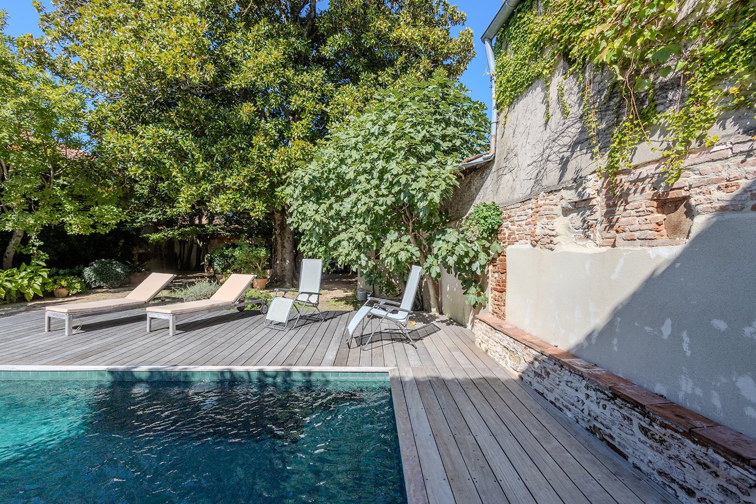Private pool
