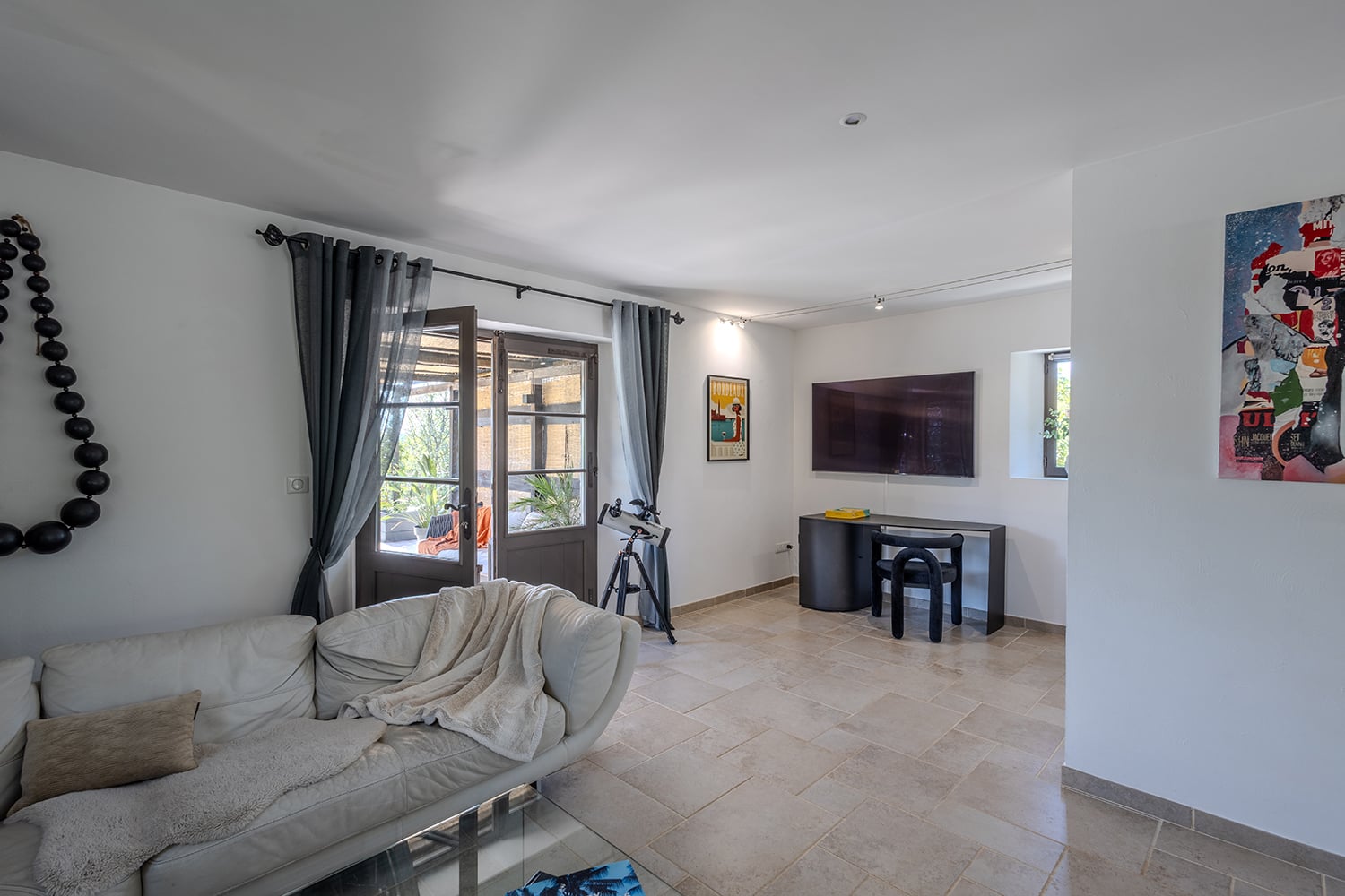 Living room | Holiday home in Nouvelle-Aquitaine