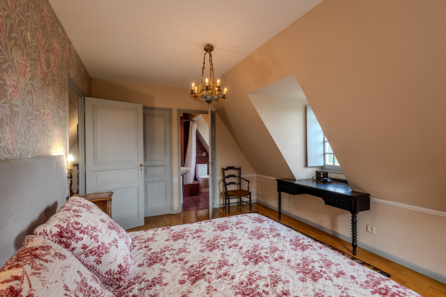 Bedroom | Holiday home in Nouvelle-Aquitaine Bedroom | Holiday home in Nouvelle-Aquitaine