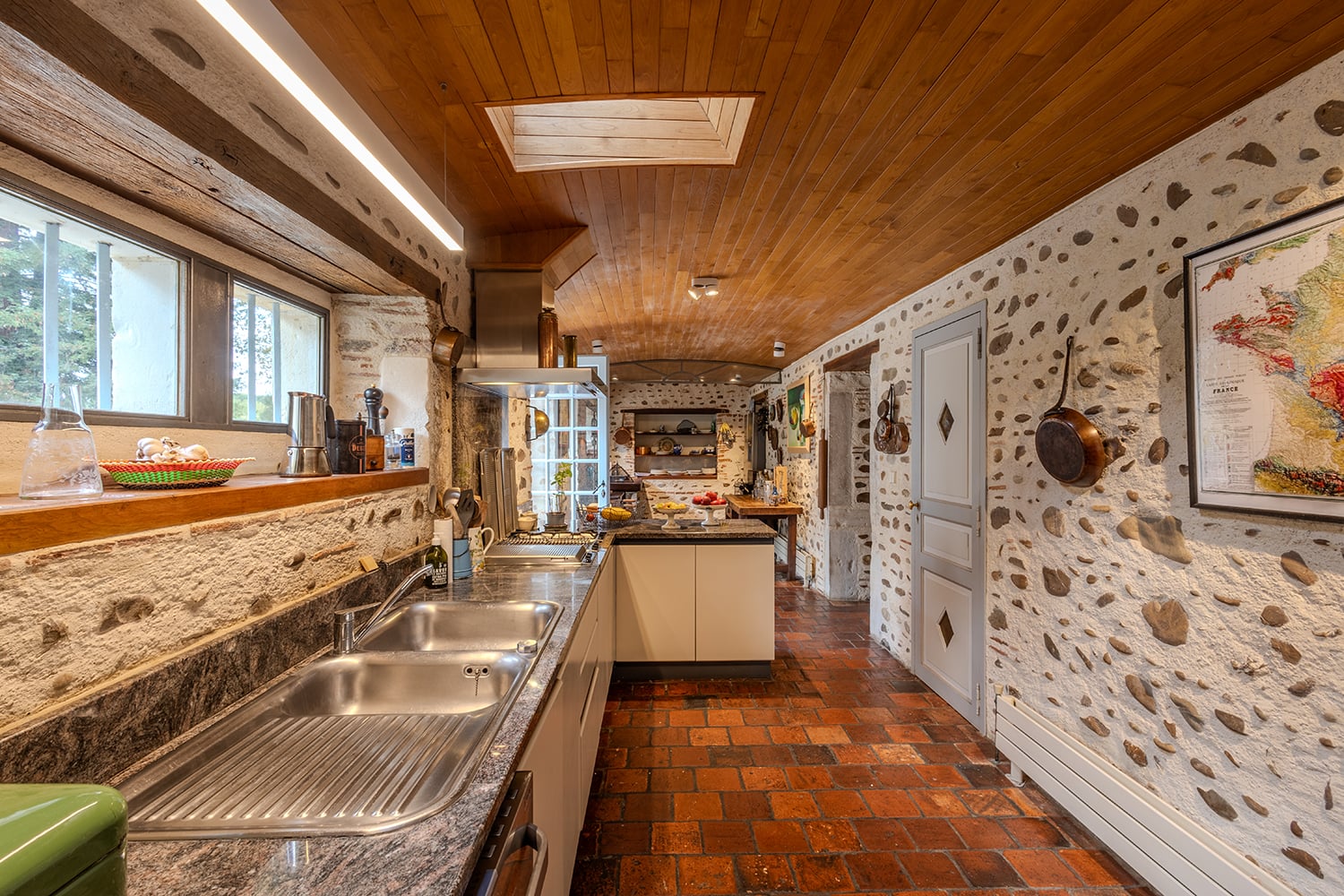 Kitchen | Holiday home in Nouvelle-Aquitaine Kitchen | Holiday home in Nouvelle-Aquitaine