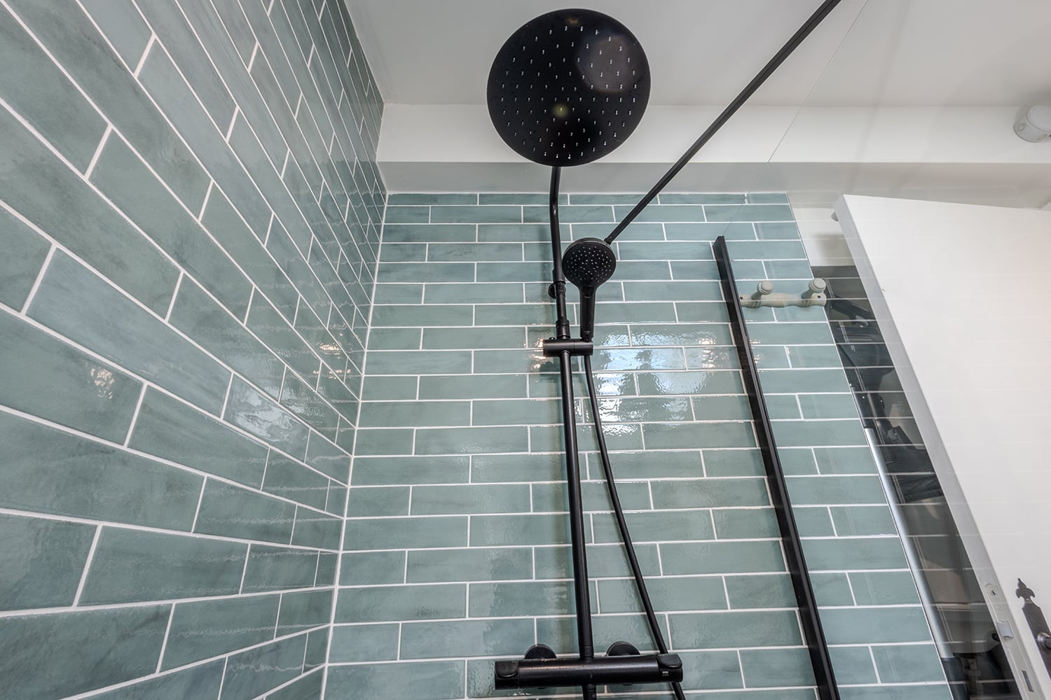 Garden House bathroom