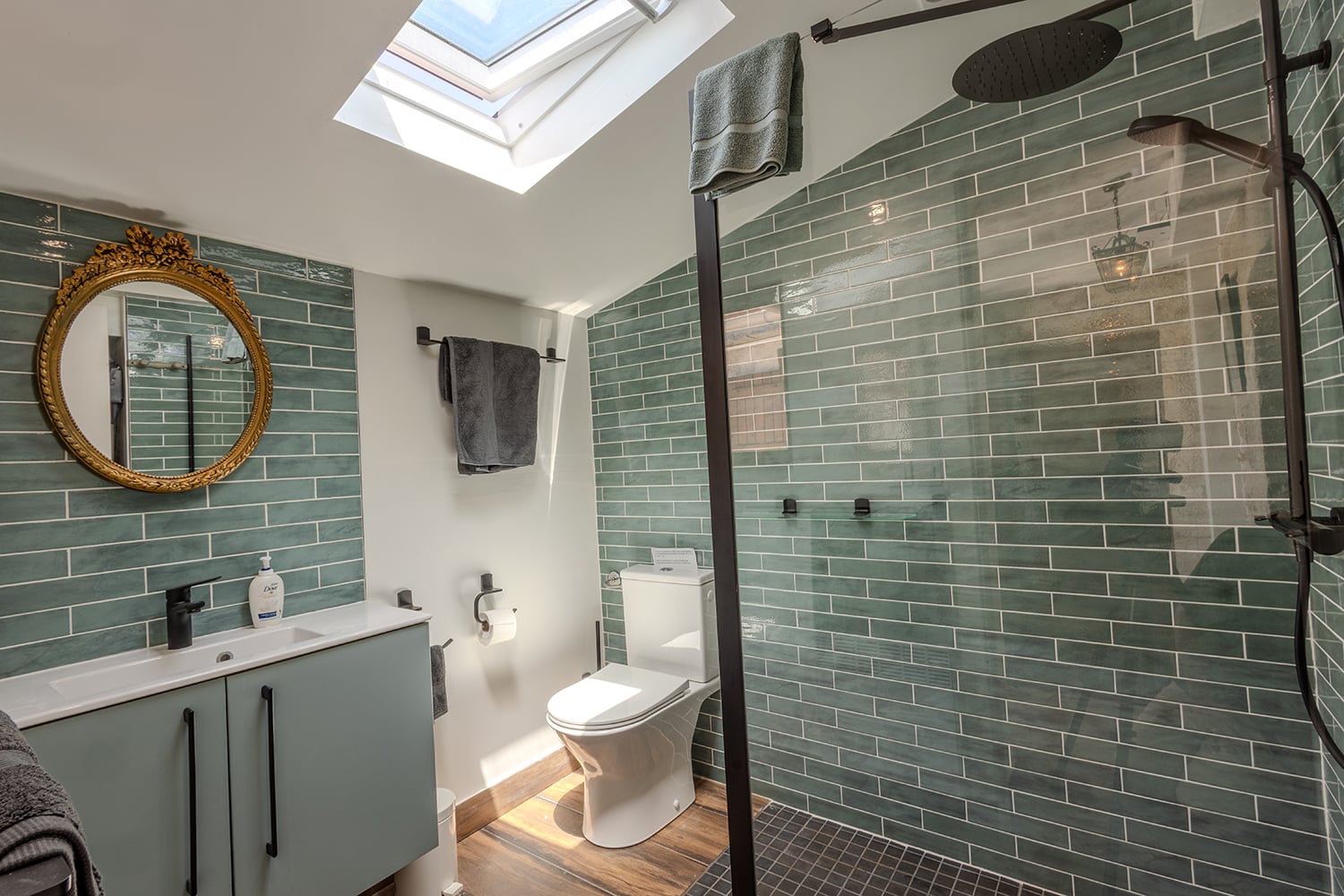 Garden House bathroom