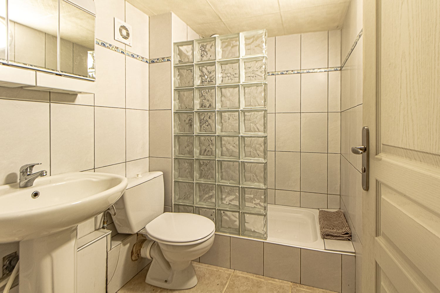 Bathroom | Holiday home in the Lot Bathroom | Holiday home in the Lot