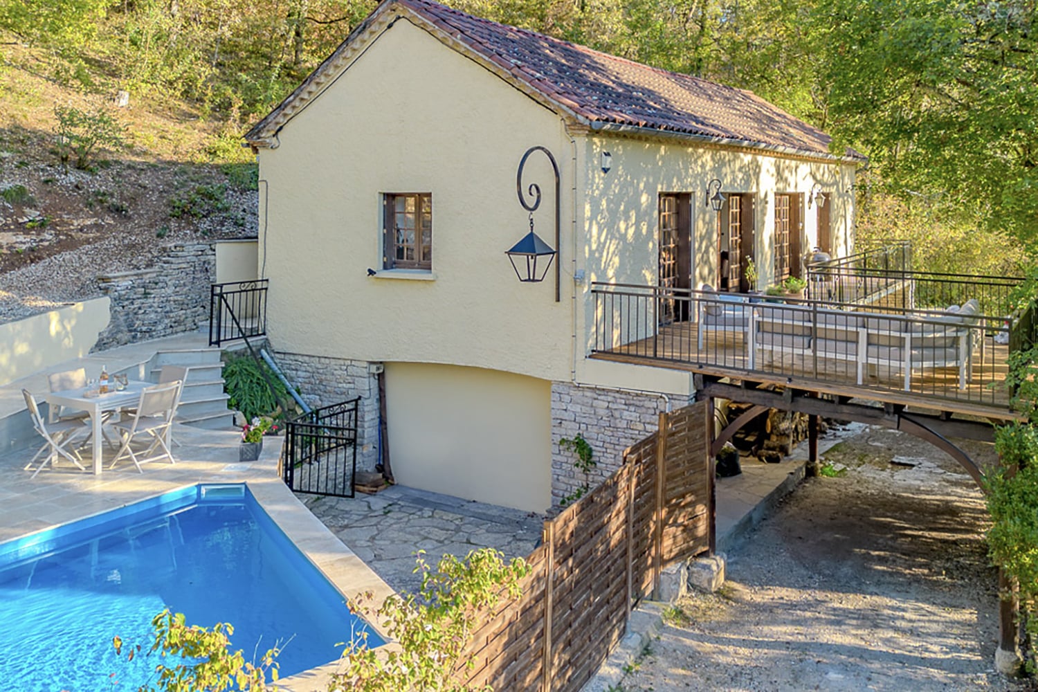 Maison de vacances dans le Lot avec piscine privée