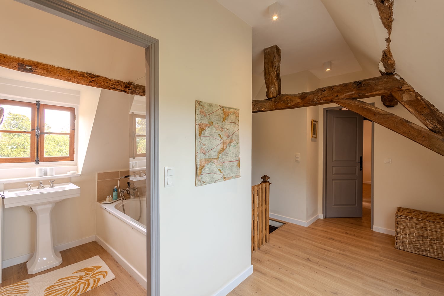 1st floor hallway | Holiday home in Nouvelle-Aquitaine 1st floor hallway | Holiday home in Nouvelle-Aquitaine