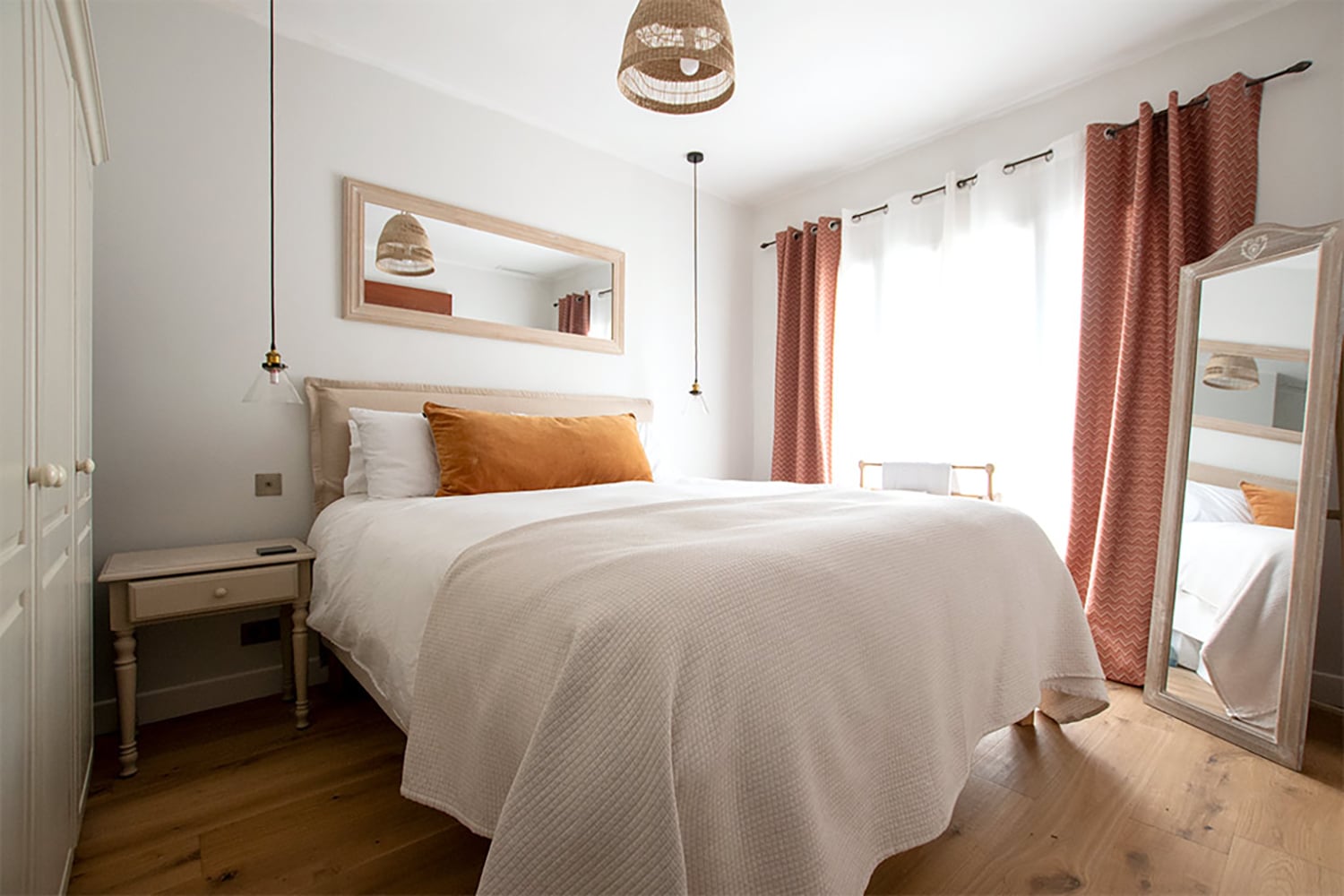 Bedroom | Holiday villa in Valbonne