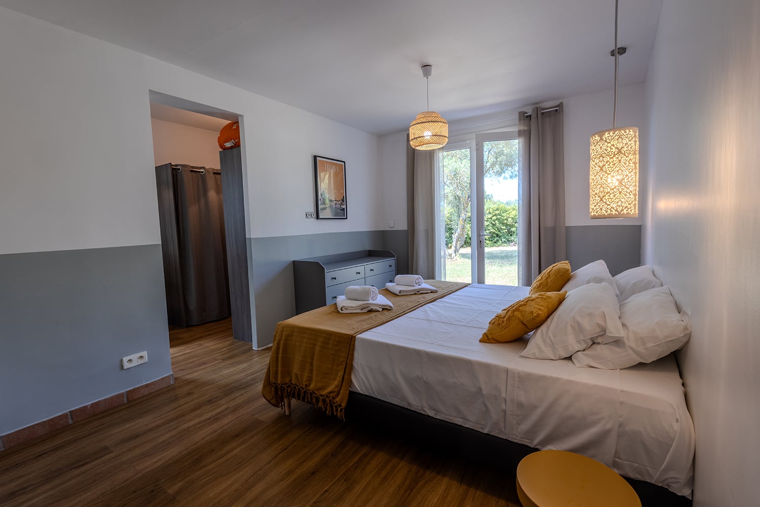 Bedroom | Holiday home in Trèbes