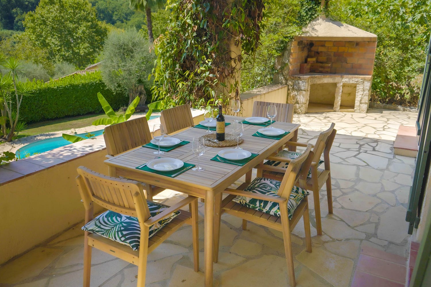 Dining terrace