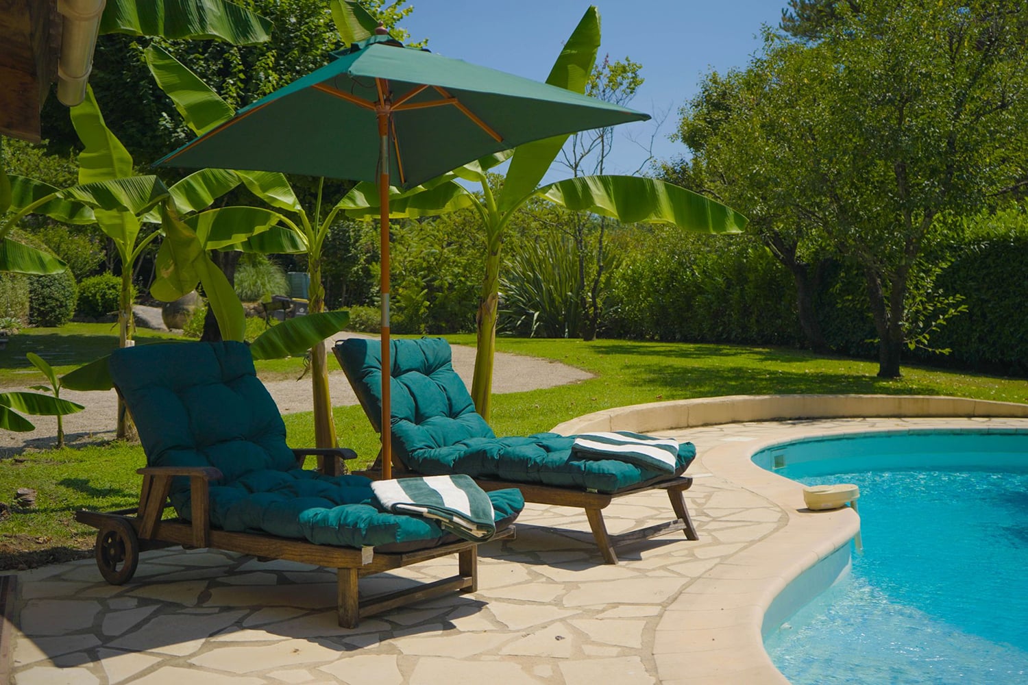 Private pool