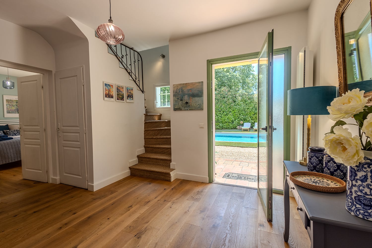 Entrance hall | Holiday home in Pézenas