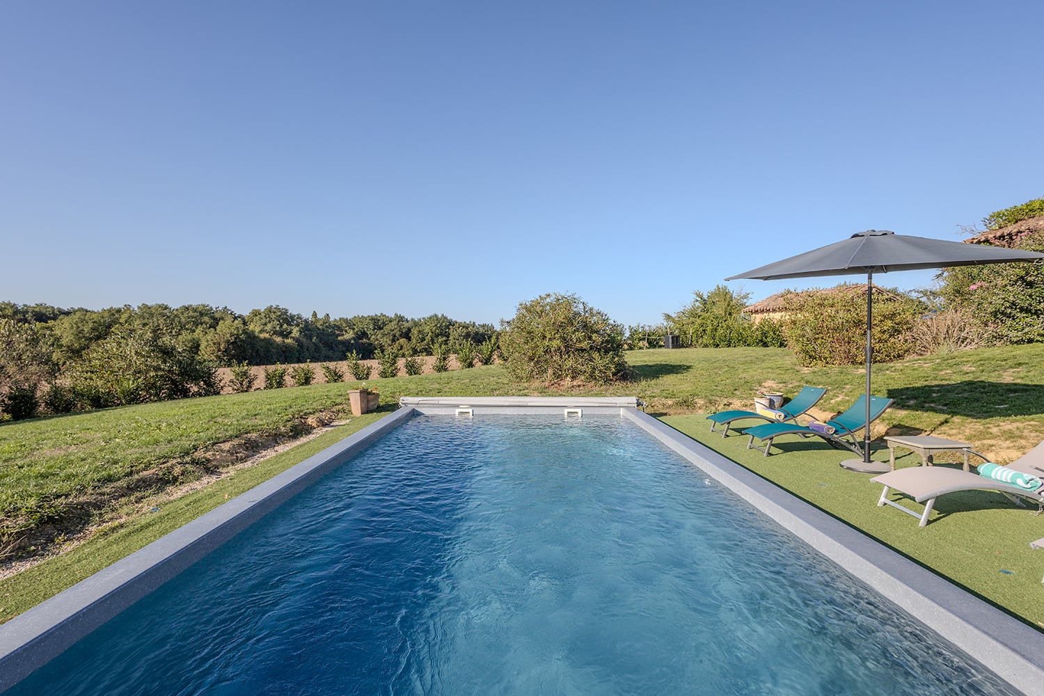 Private pool