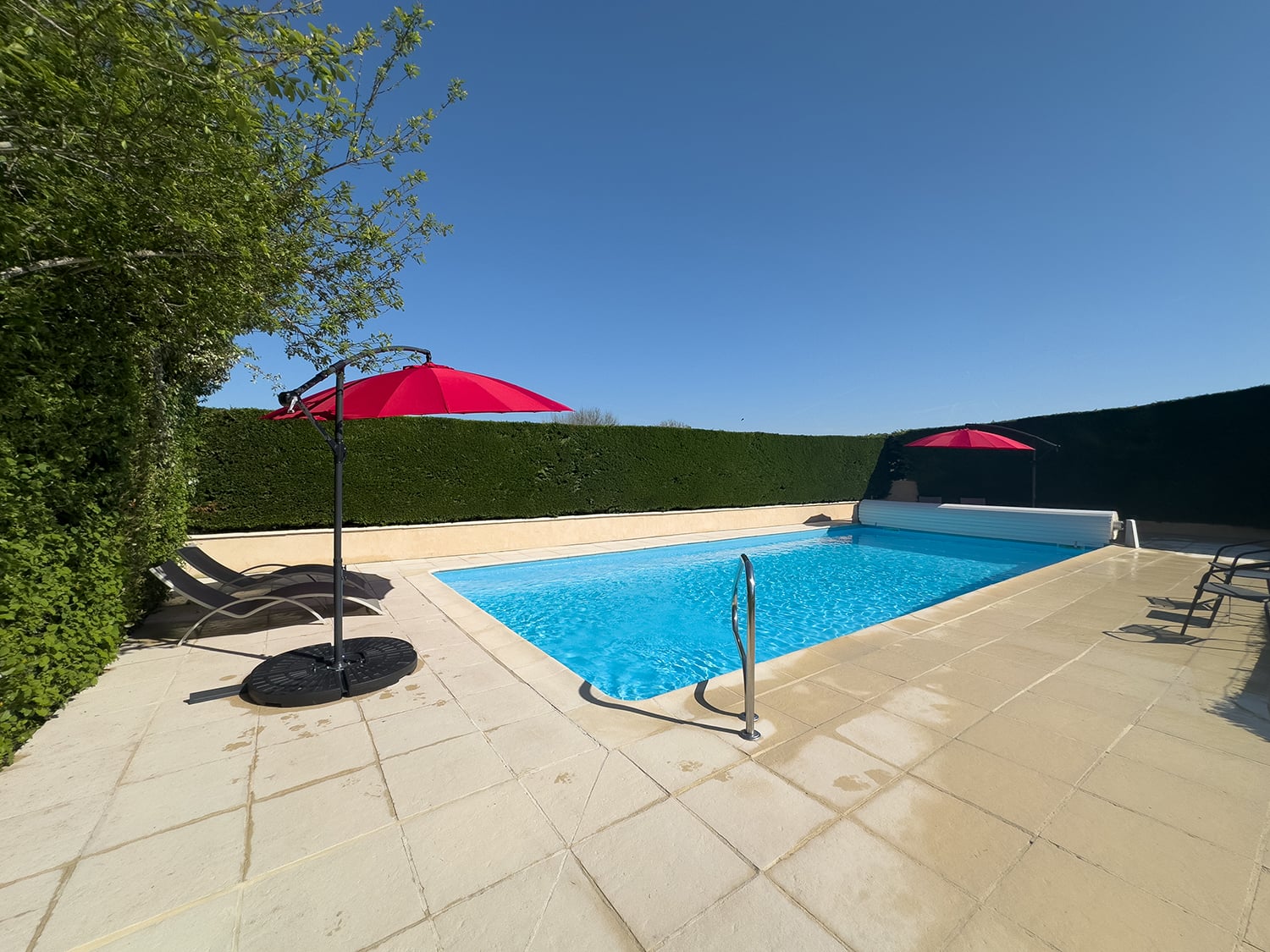 Private pool