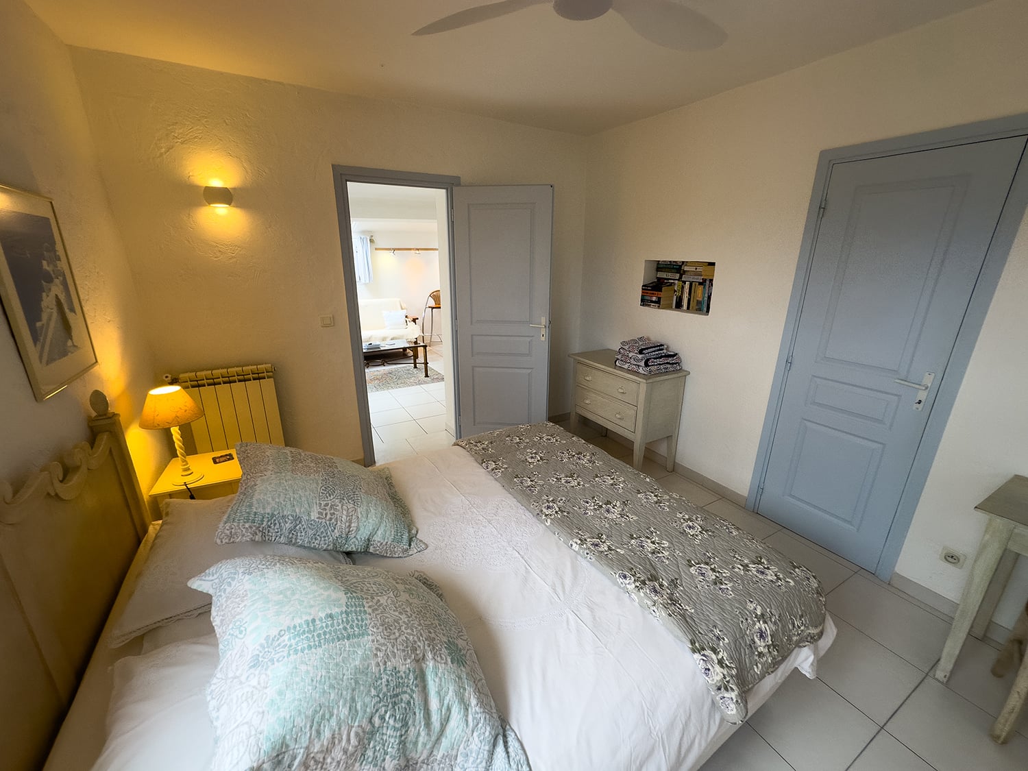 Bedroom | Holiday apartment in Pégomas