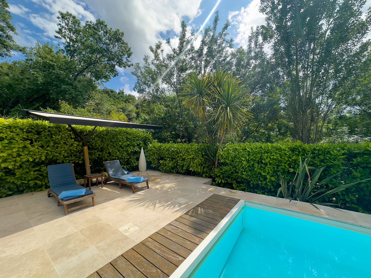 Private pool