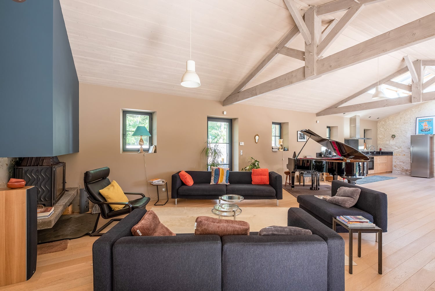 Sitting room | Holiday home in Nouvelle-Aquitaine