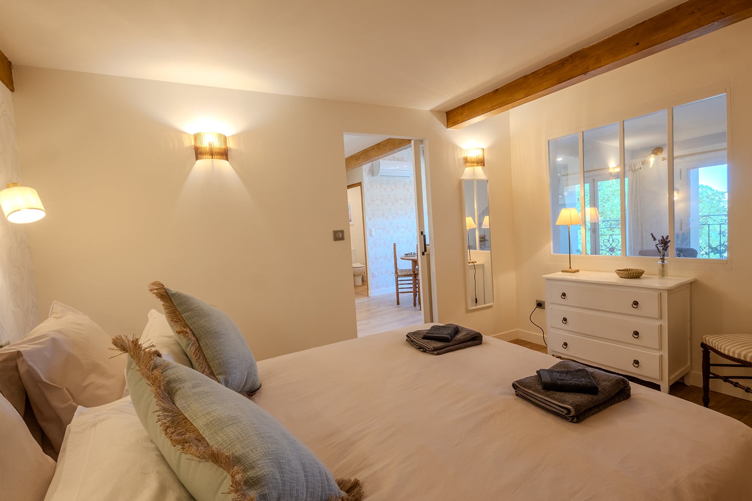Bedroom | Holiday apartment in the South of France