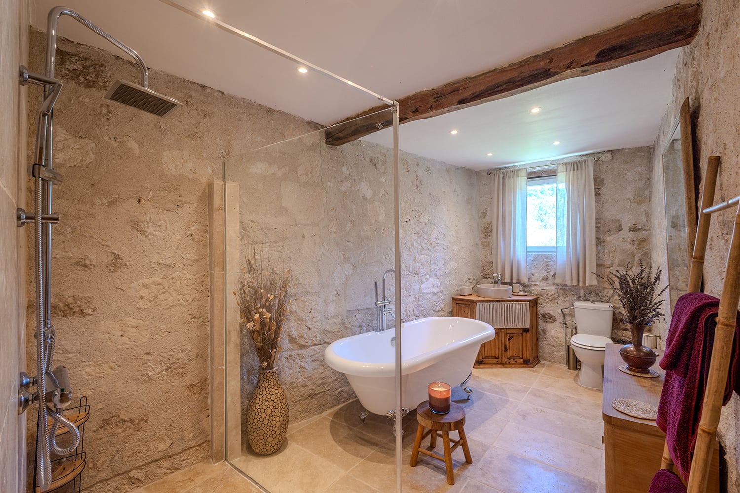 Bathroom | Holiday home in Nouvelle-Aquitaine