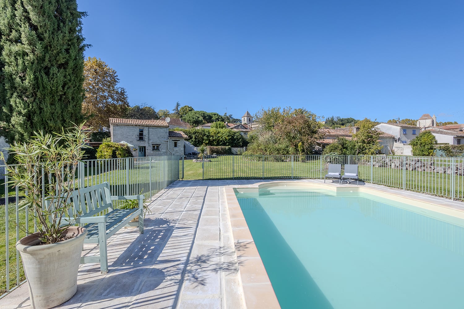 Private pool
