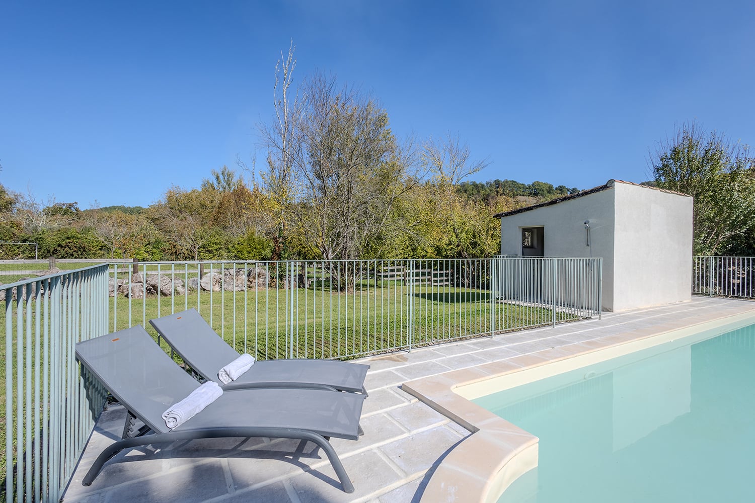 Private pool