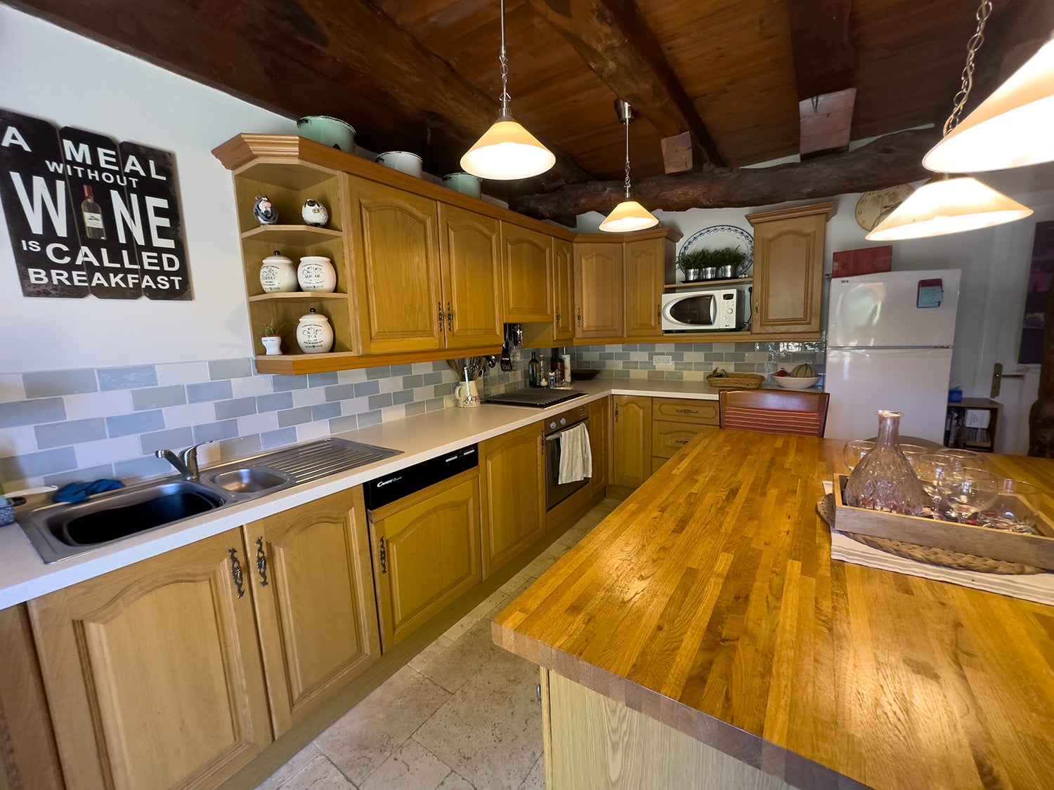 Kitchen | Holiday cottage in Catus