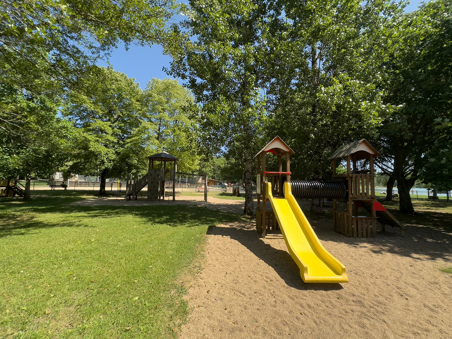 Lake activity park