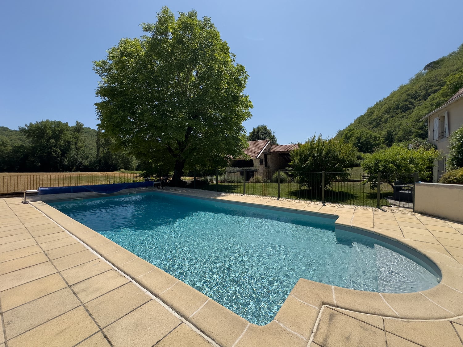 Private pool