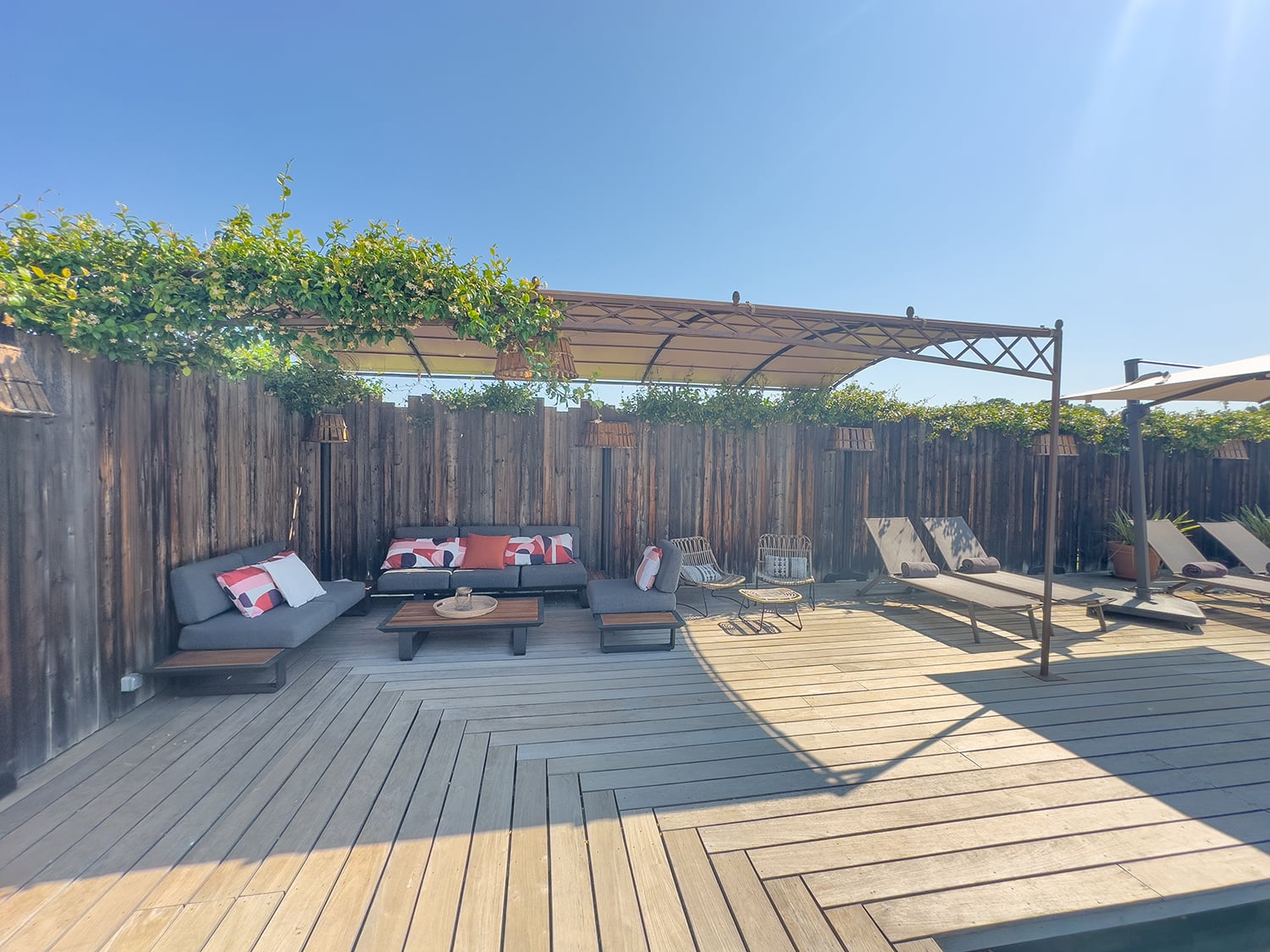 Pool terrace