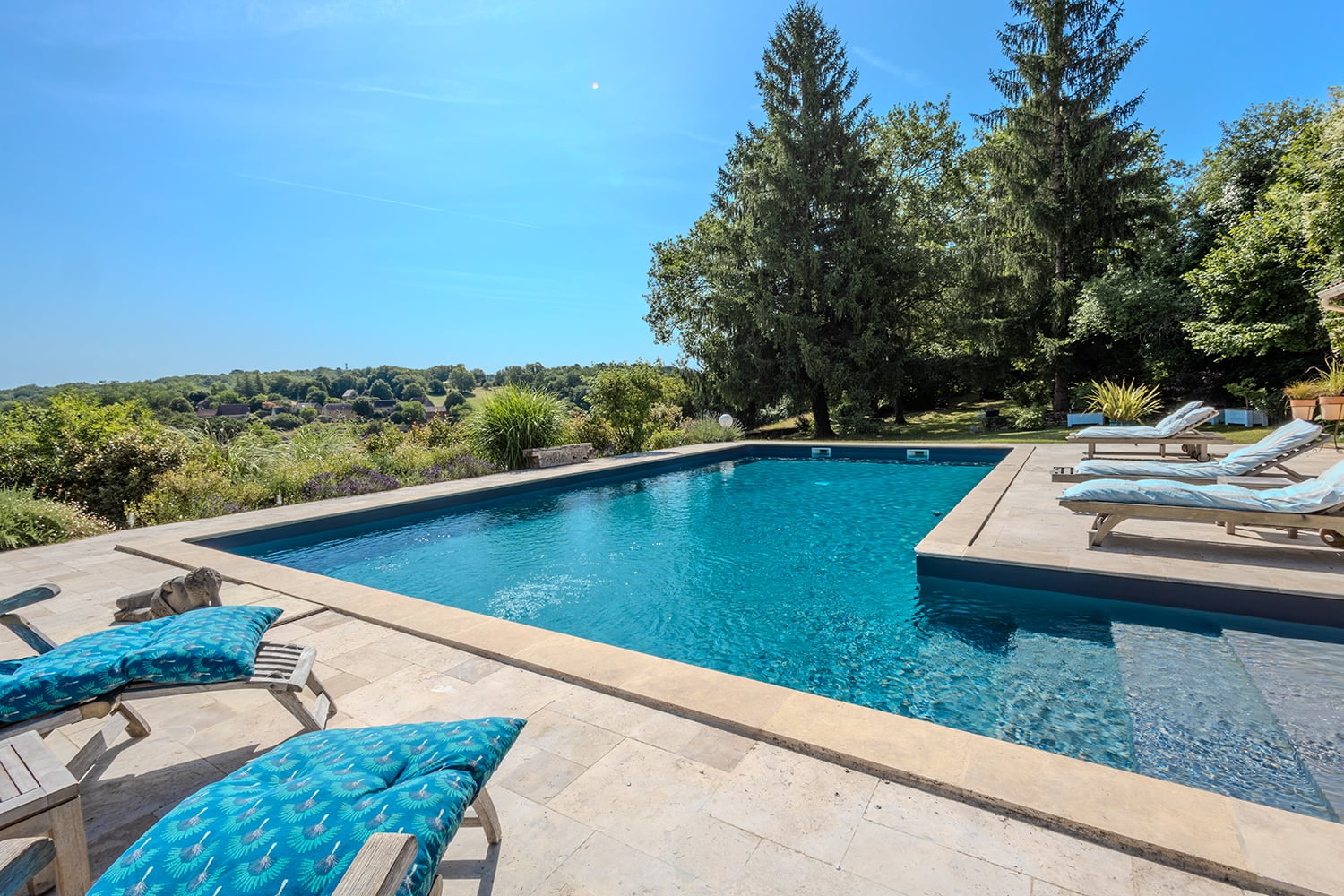 Private pool