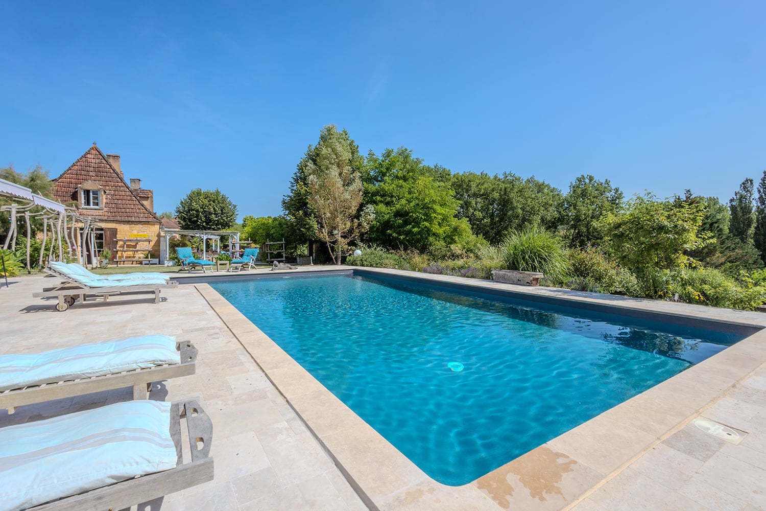 Private pool