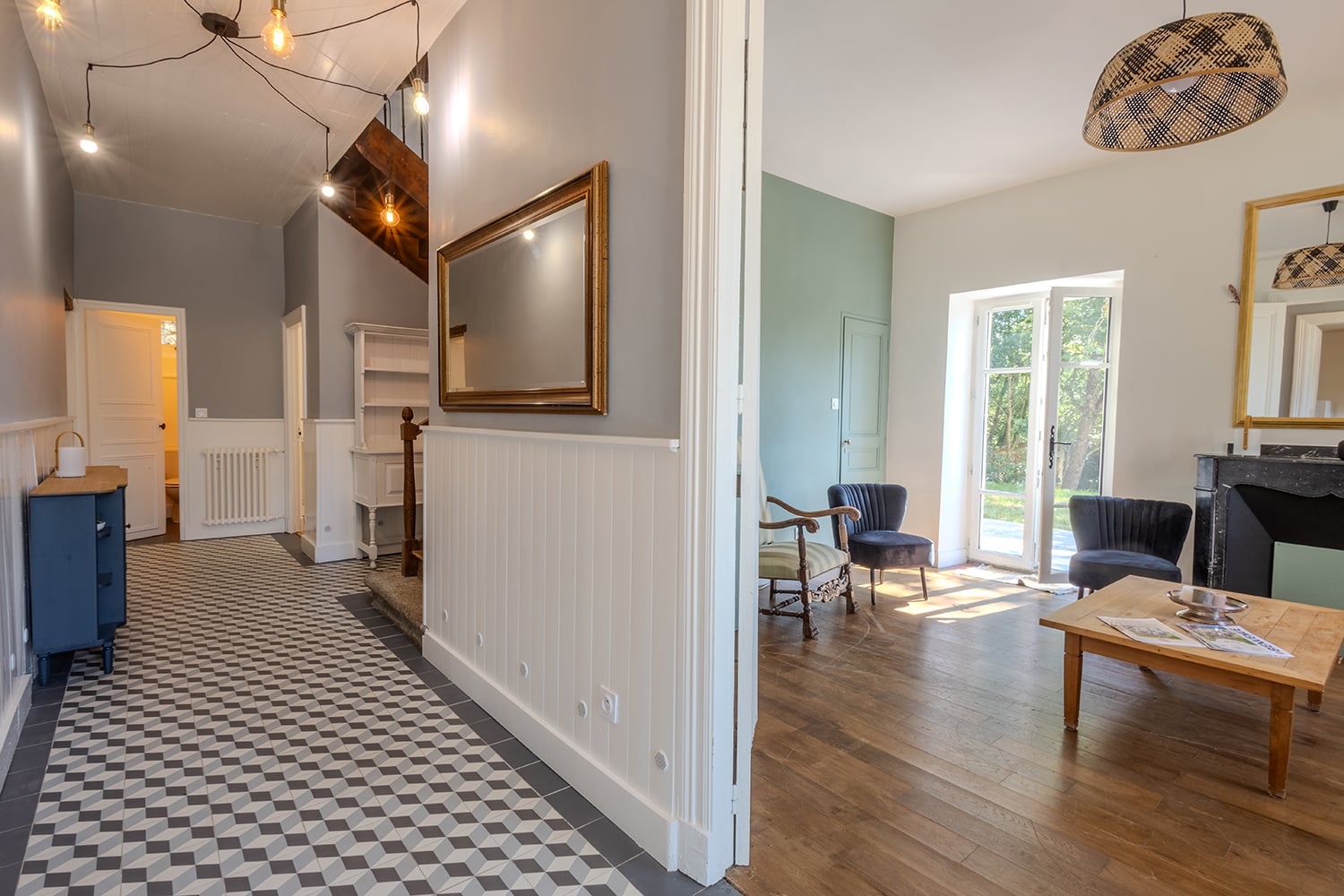 Hallway | Holiday home in Aude