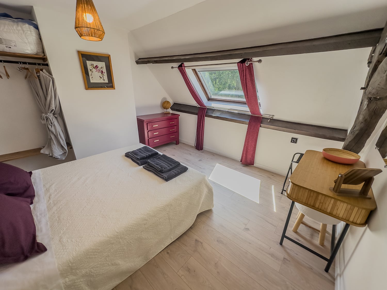Bedroom | Holiday accommodation in Auvergne-Rhône-Alpes