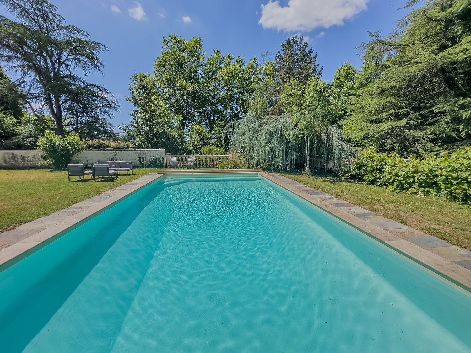 Private pool