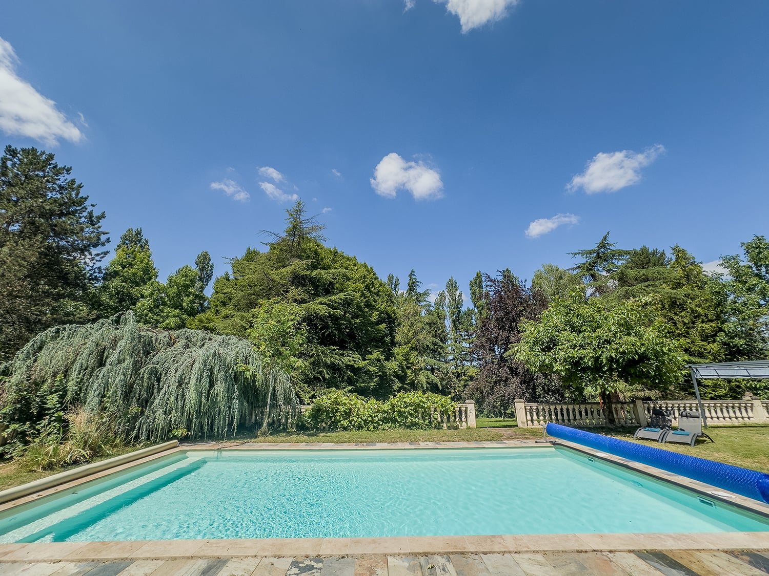 Private pool