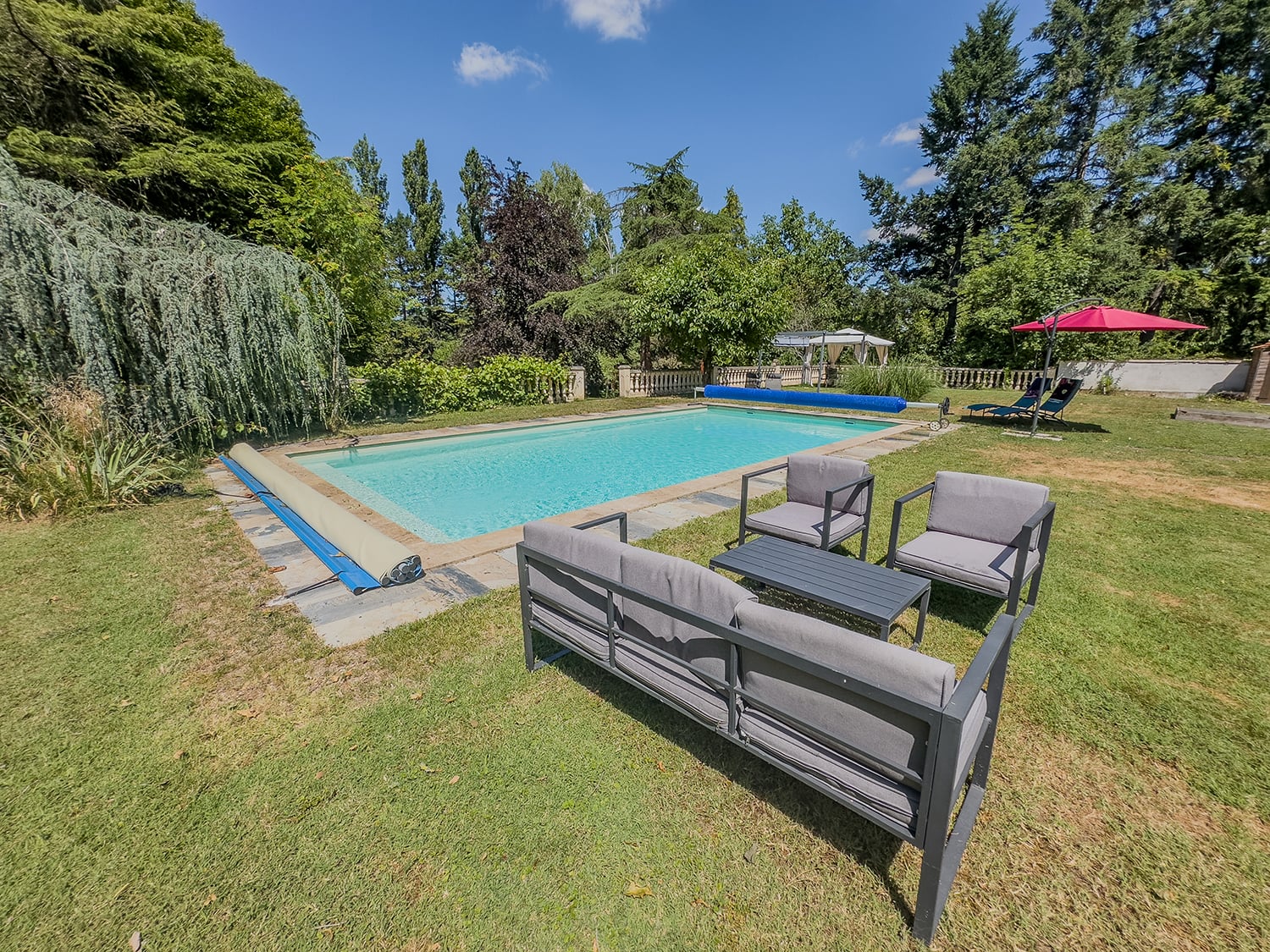 Private pool