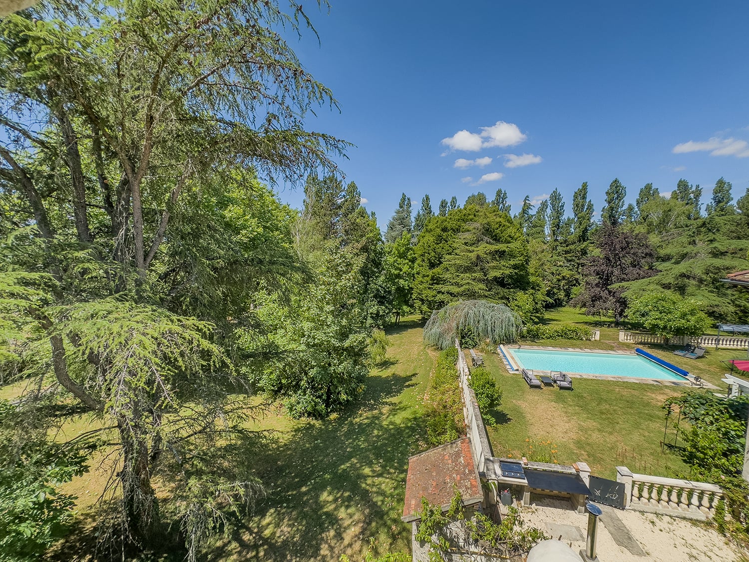 Private pool