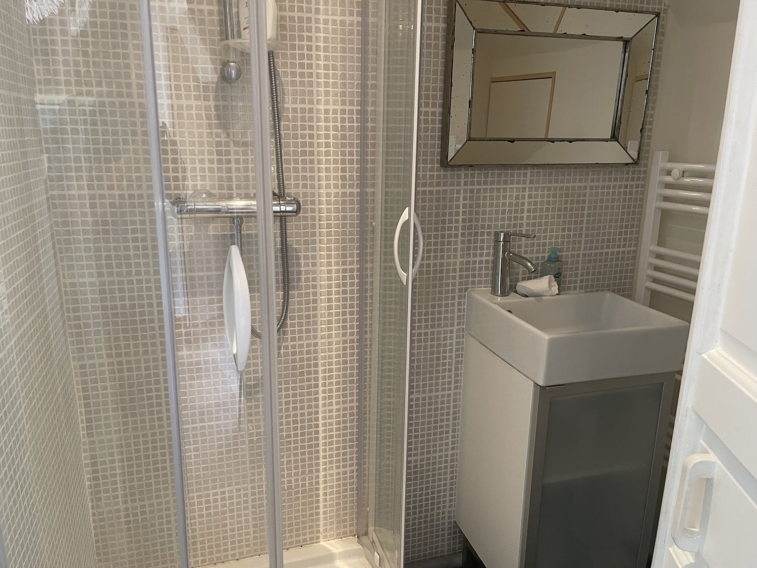 Bathroom | Holiday home in Maine-et-Loire